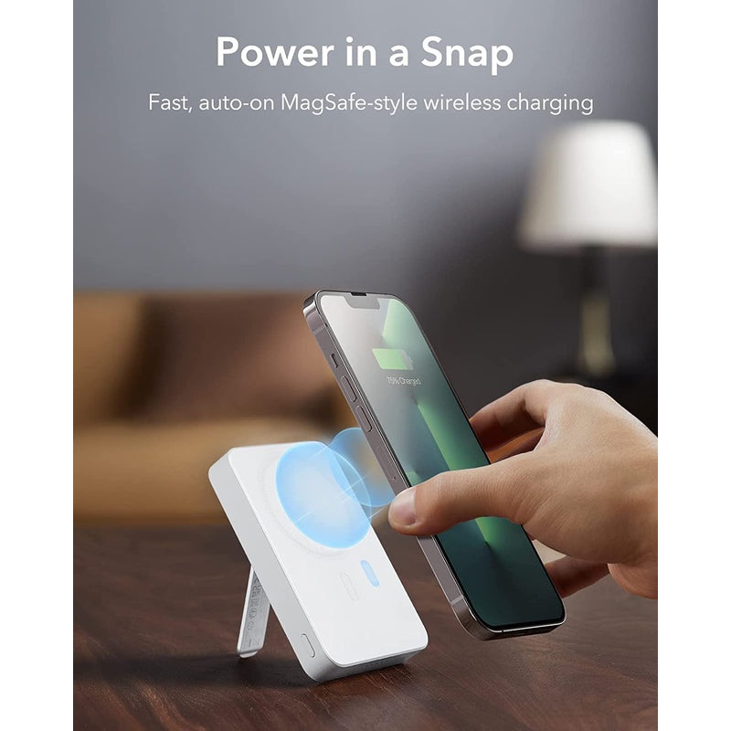 Esr 10000mAh Wireless Fast Charging Halo Lock Kickstand Power Bank with MagSafe Battery Pack USB-C Cable, White