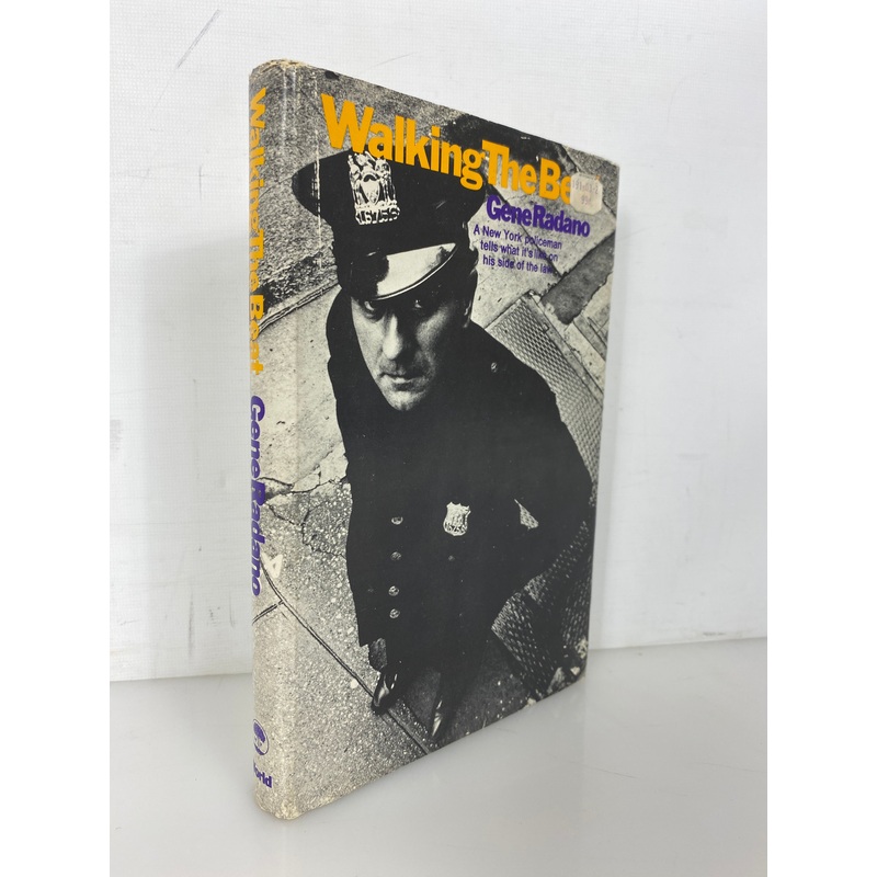 Walking the Beat by Gene Radano NY Police 1968 1st Printing HCDJ