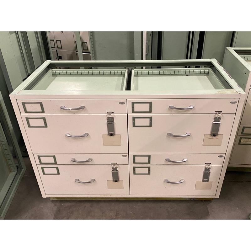8 Drawer Metal Cabinet