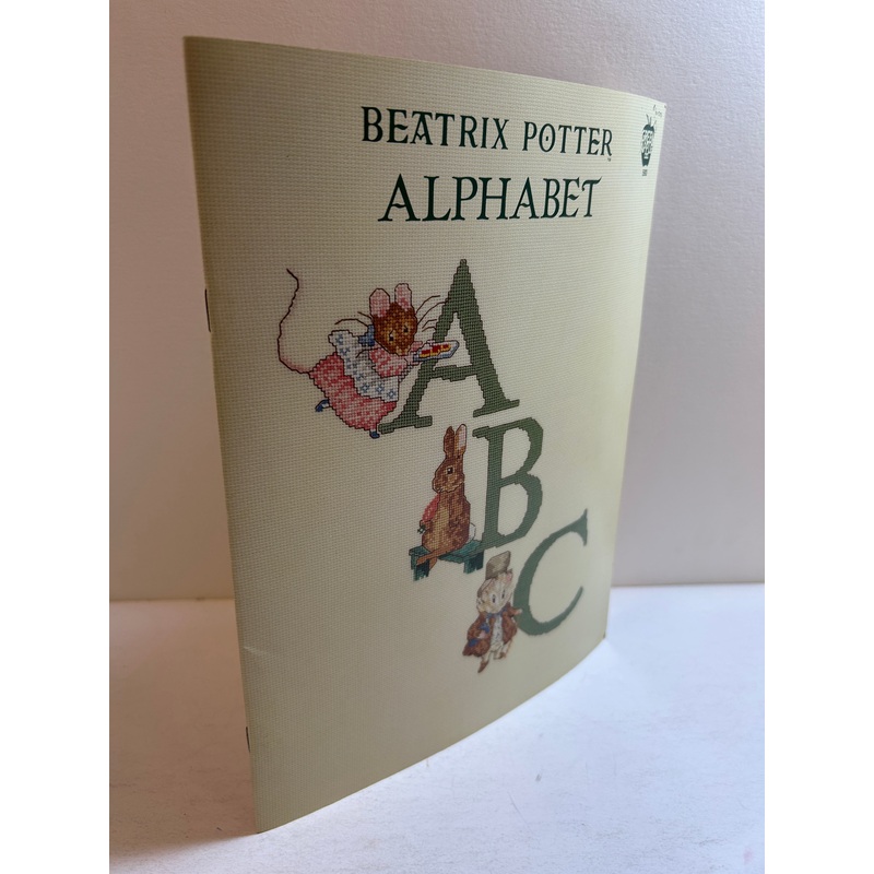 Beatrix Potter ALPHABET Cross Stitch Book 1989 Green Apple Co # 593 Media