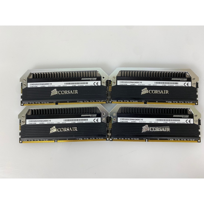 Corsair Dominator Platinum 32GB 4x8GB 2400 MHz Memory Sticks