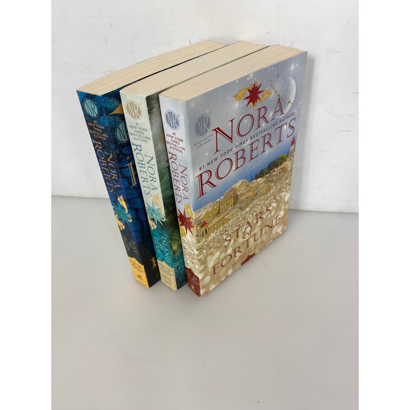 Lot of 3 Nora Roberts Guardian Trilogy SC 2015-2016