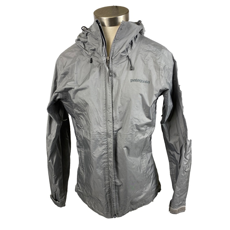Patagonia Gray Raincoat Women’s Size S
