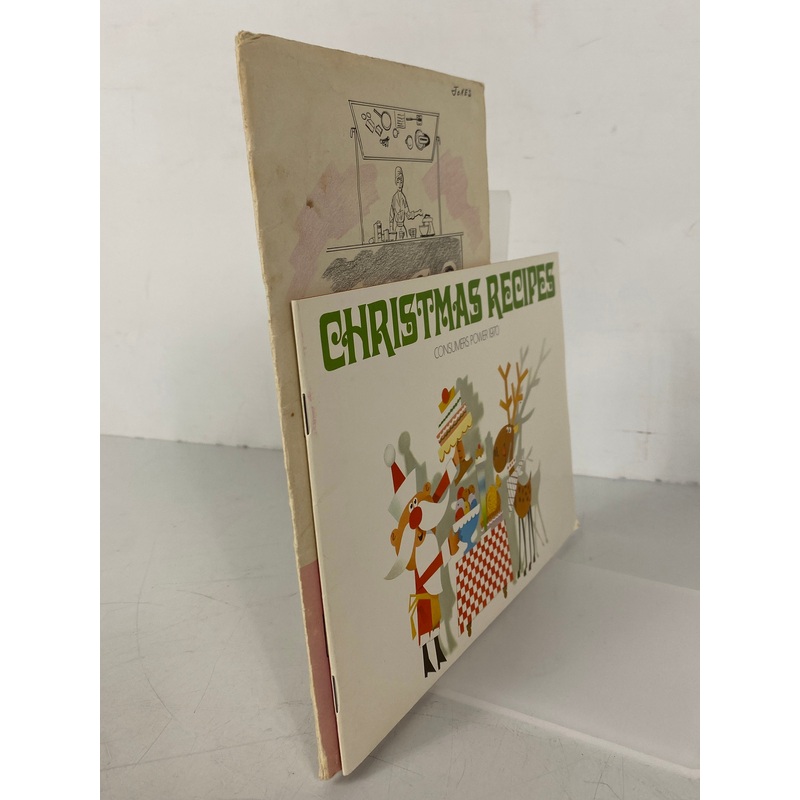 2 Vintage Holiday Recipe Booklets from Consumers Power Company Michigan SC