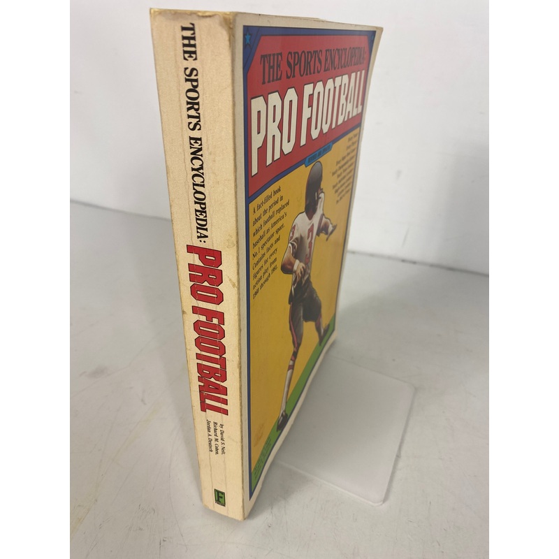 The Sports Encyclopedia: Pro Football David Neft 1960-1981