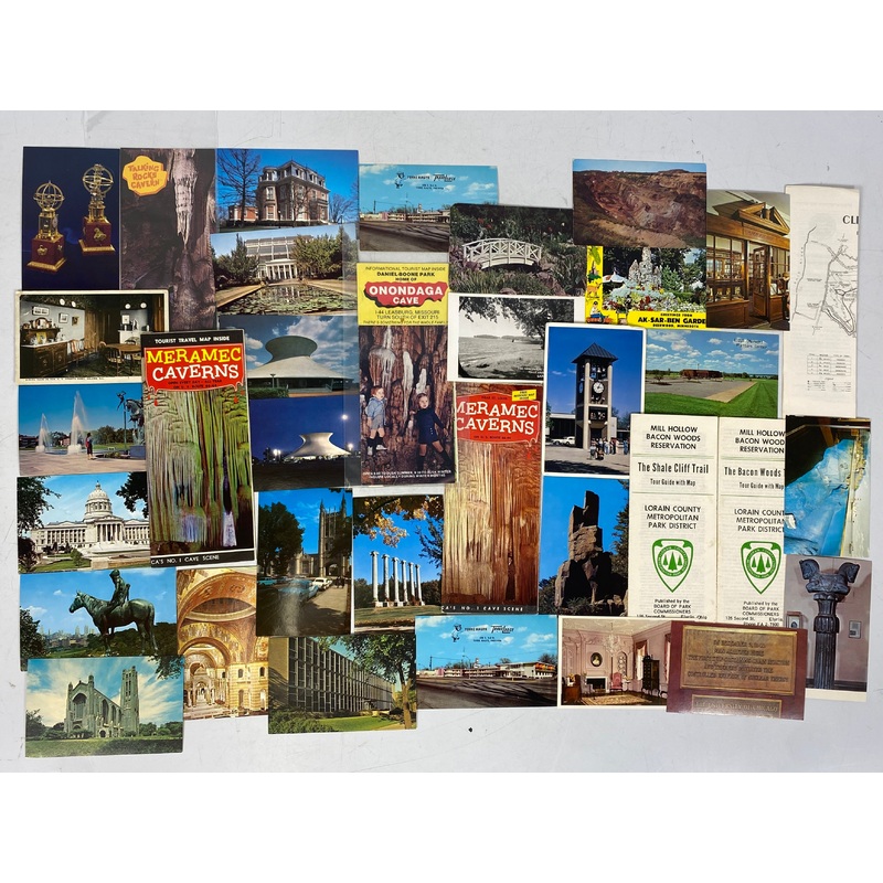 Midwest States Travel Ephemera Lot (Maps, Postcards, Brochures)