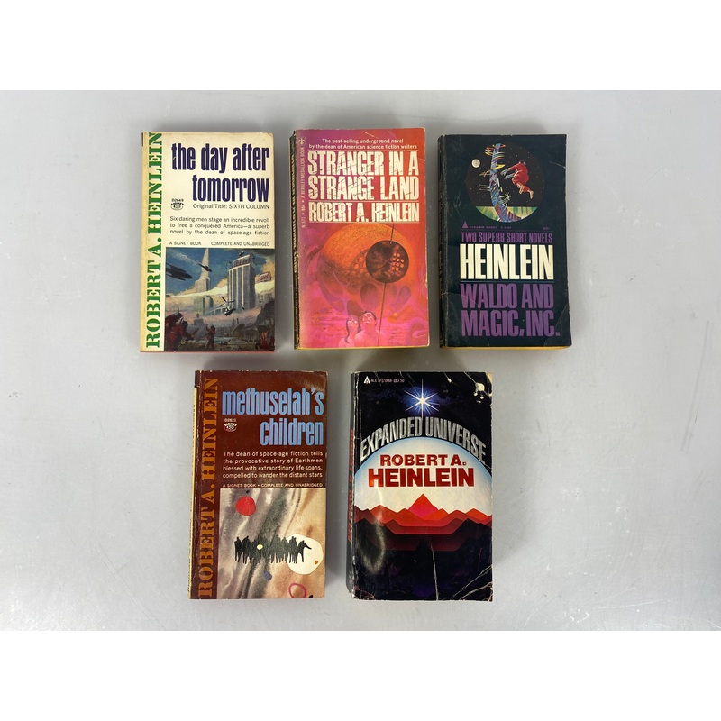 Lot of 5 Vintage Science Fiction paperbacks Robert Heinlein  1949-1982