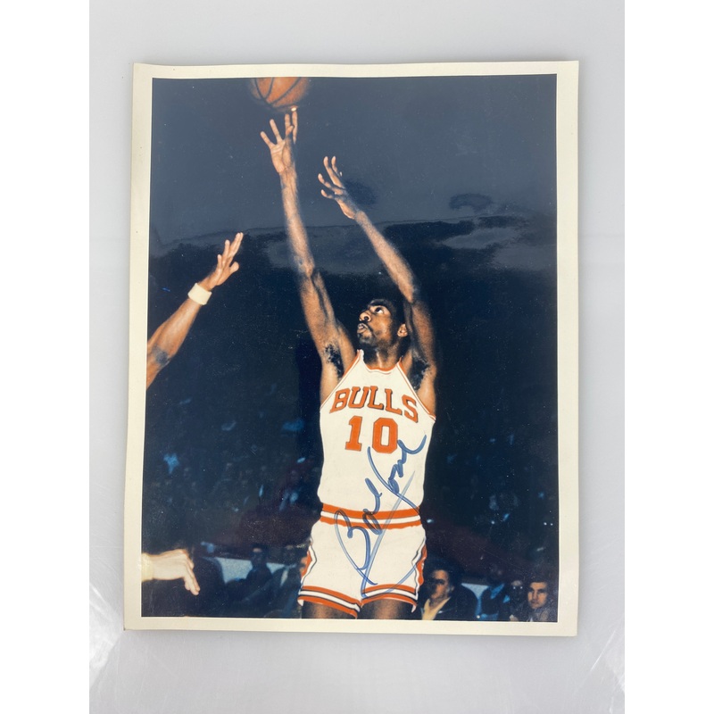 Bob Love Chicago Bulls Autographed Picture
