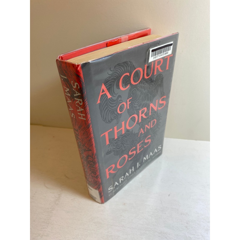 Court of Thorns and Roses Sarah Mass HC 2015