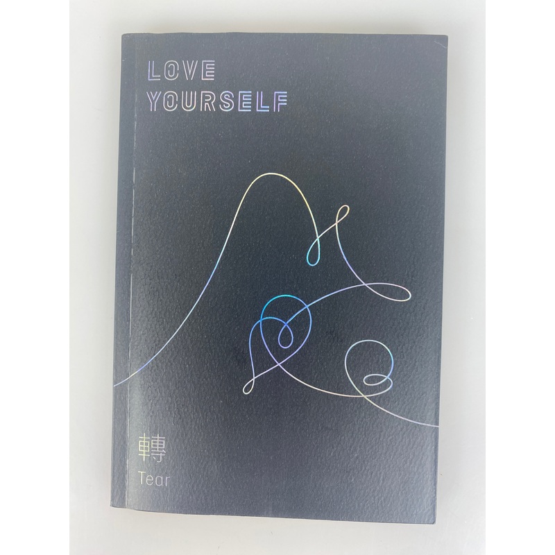 BTS Love Yourself: Tear CD 2018 w/ 1 photocard