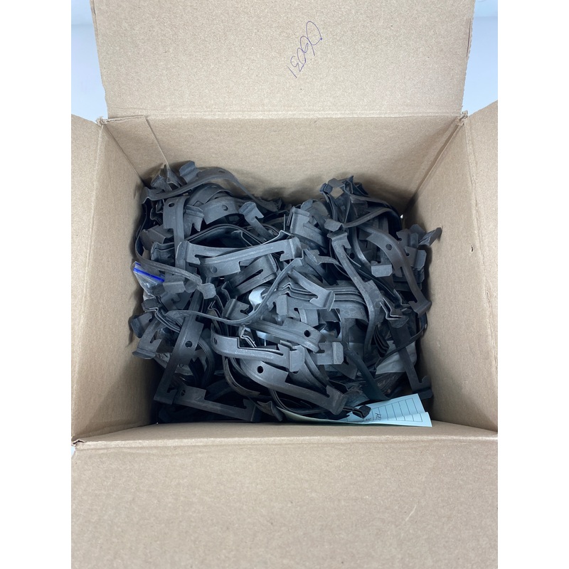 Clip Caddy 1 1/4 EMT Type B Count of 243