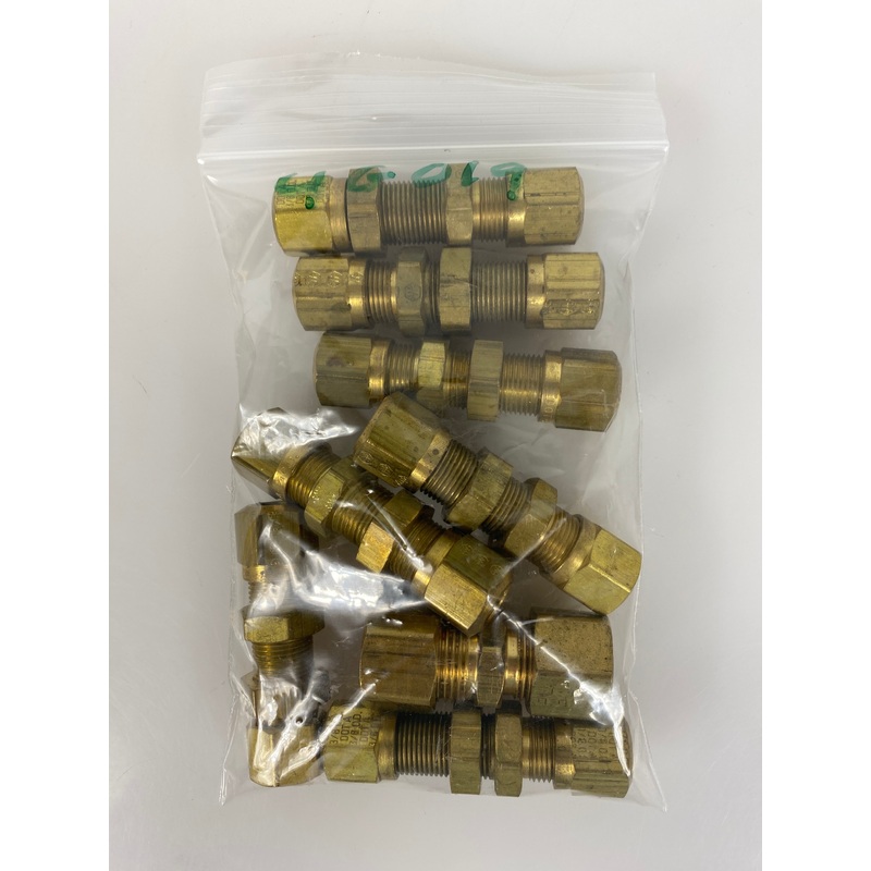 Bulkhead Coupling Brass C 3/8 Pack of 8