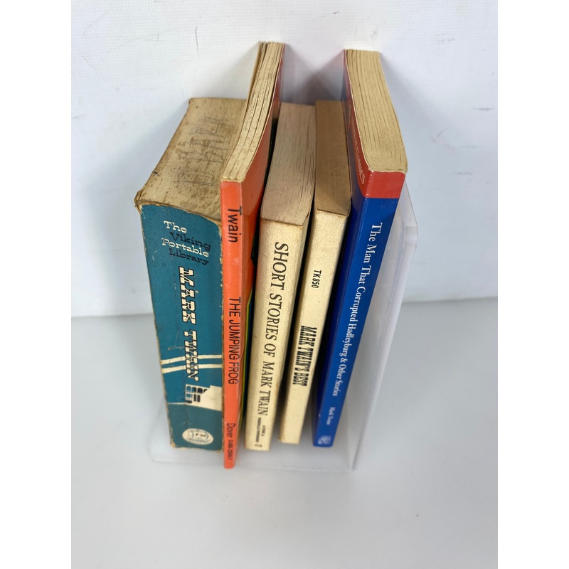 Lot of 5 Mark Twain vintage paperbacks 1968-1996