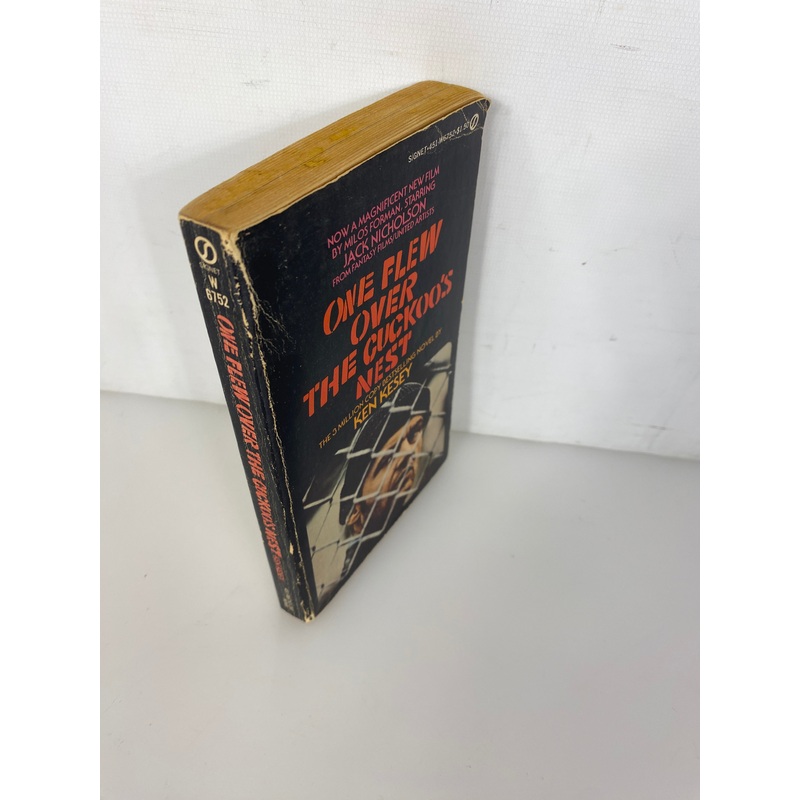 One Flew Over the Cuckoo’s Nest Ken Kesey vintage paperback 1962