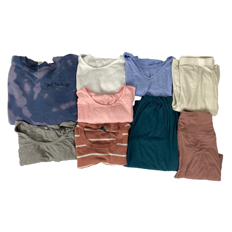 Cozy Girl Spring Clothing Bundle Women’s Size Large