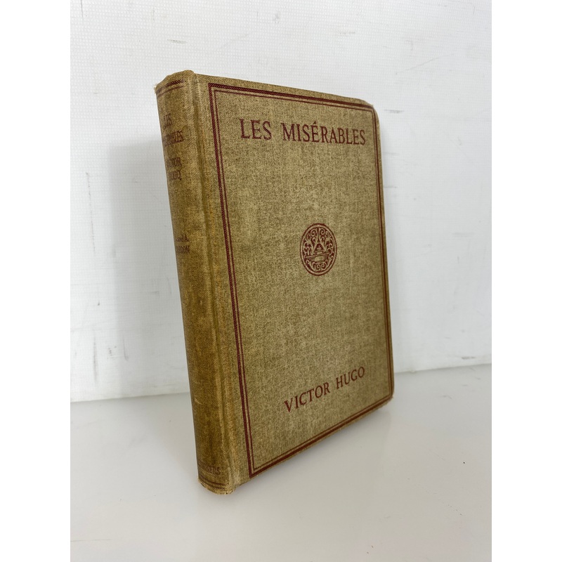 Les Miserables Victor Hugo 1923 (in French) Modern School Edition Antique HC