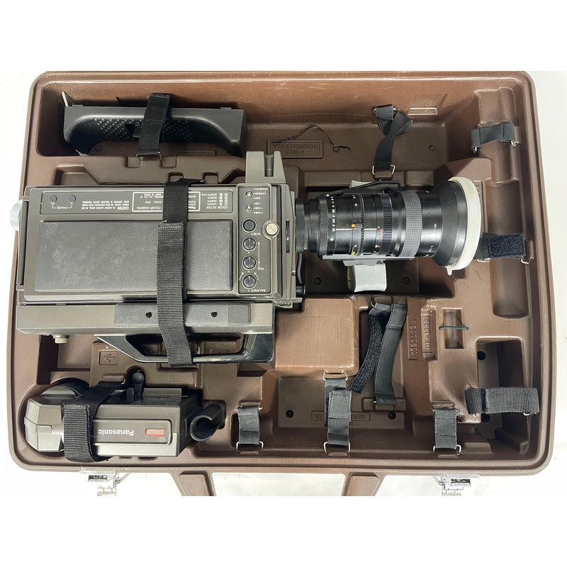 Panasonic WV-3990B Color Camera