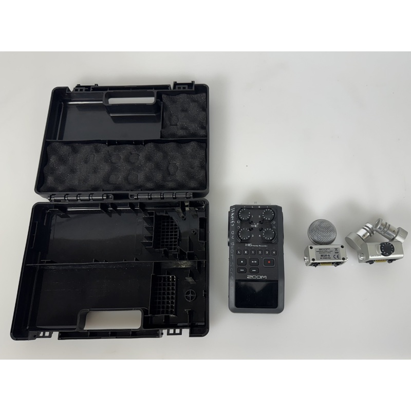 Zoom H6 Handy Recorder Voice Recorder w/ Case and Accessories
