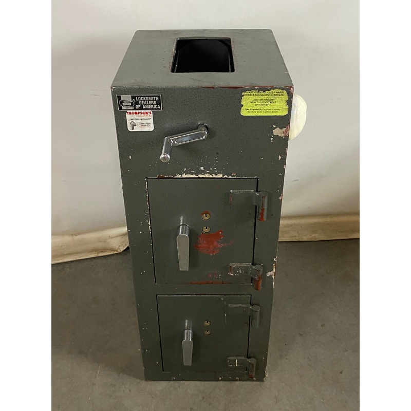 Locksmith Dealers of America #RKK-2 Lockable Safe w/ Keys