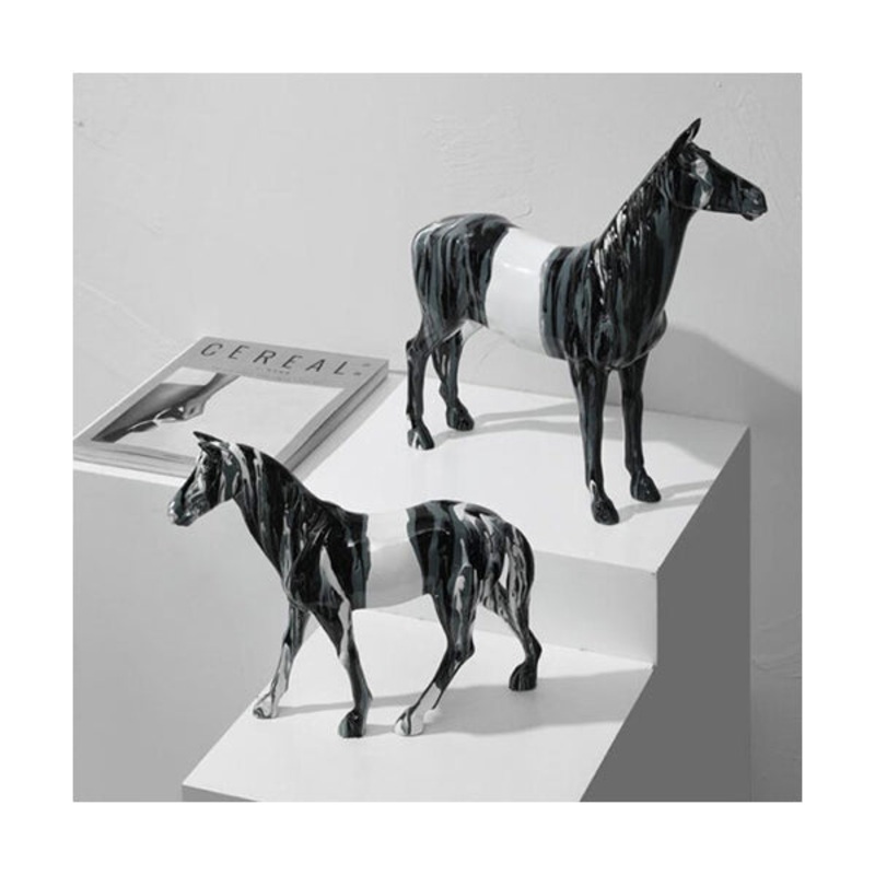 Handmade Sculptures Resin Crafts – Size Medium – 97849