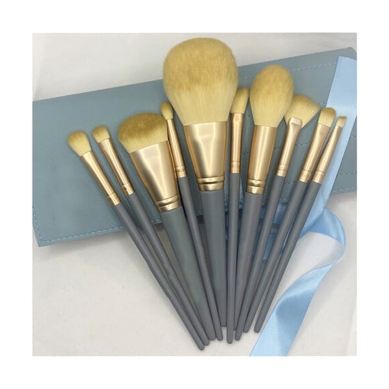 Makeup Brushes With Blue Bag – 15465