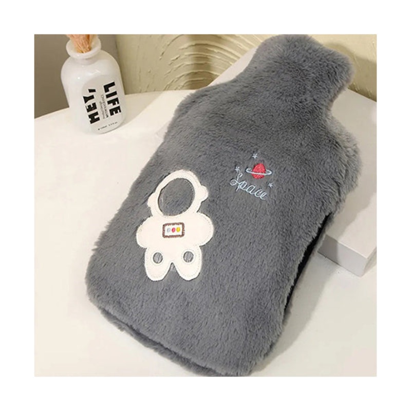 2L Hands-In Astronaut Hot Water Bottle and Cover L32 x W20Cm – 11130