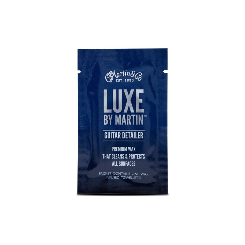 Martin Luxe Guitar Detailer Wax Infused Towlette