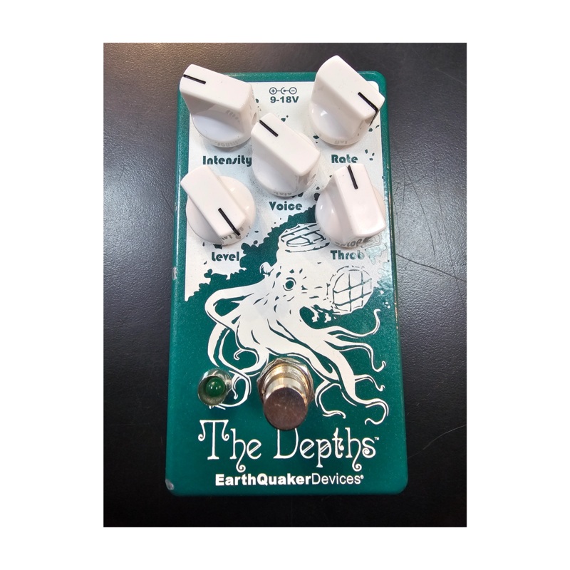 EarthQuaker Devices The Depths V2 Optical Vibe Machine Pedal B-Stock
